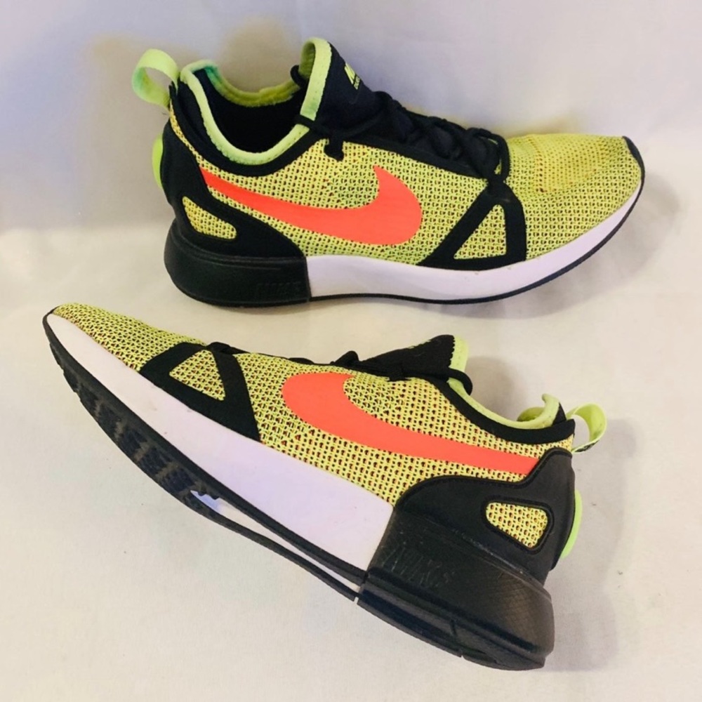 NIKE DUEL RACER VOLT Running Shoes